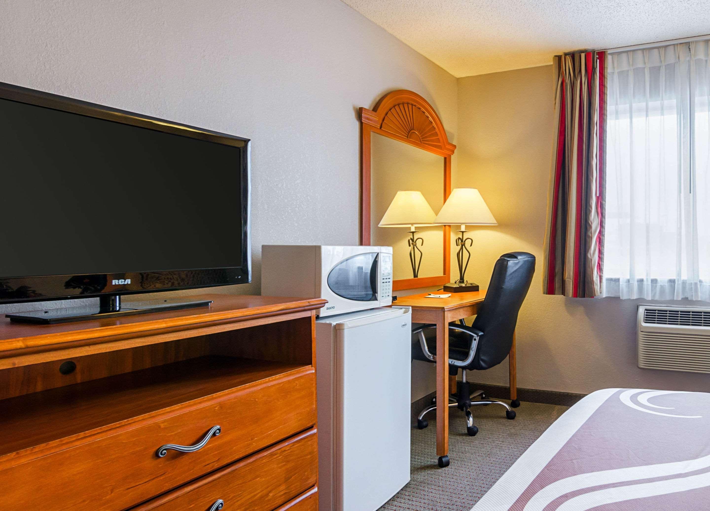 Quality Inn Sidney I-80 Exterior photo