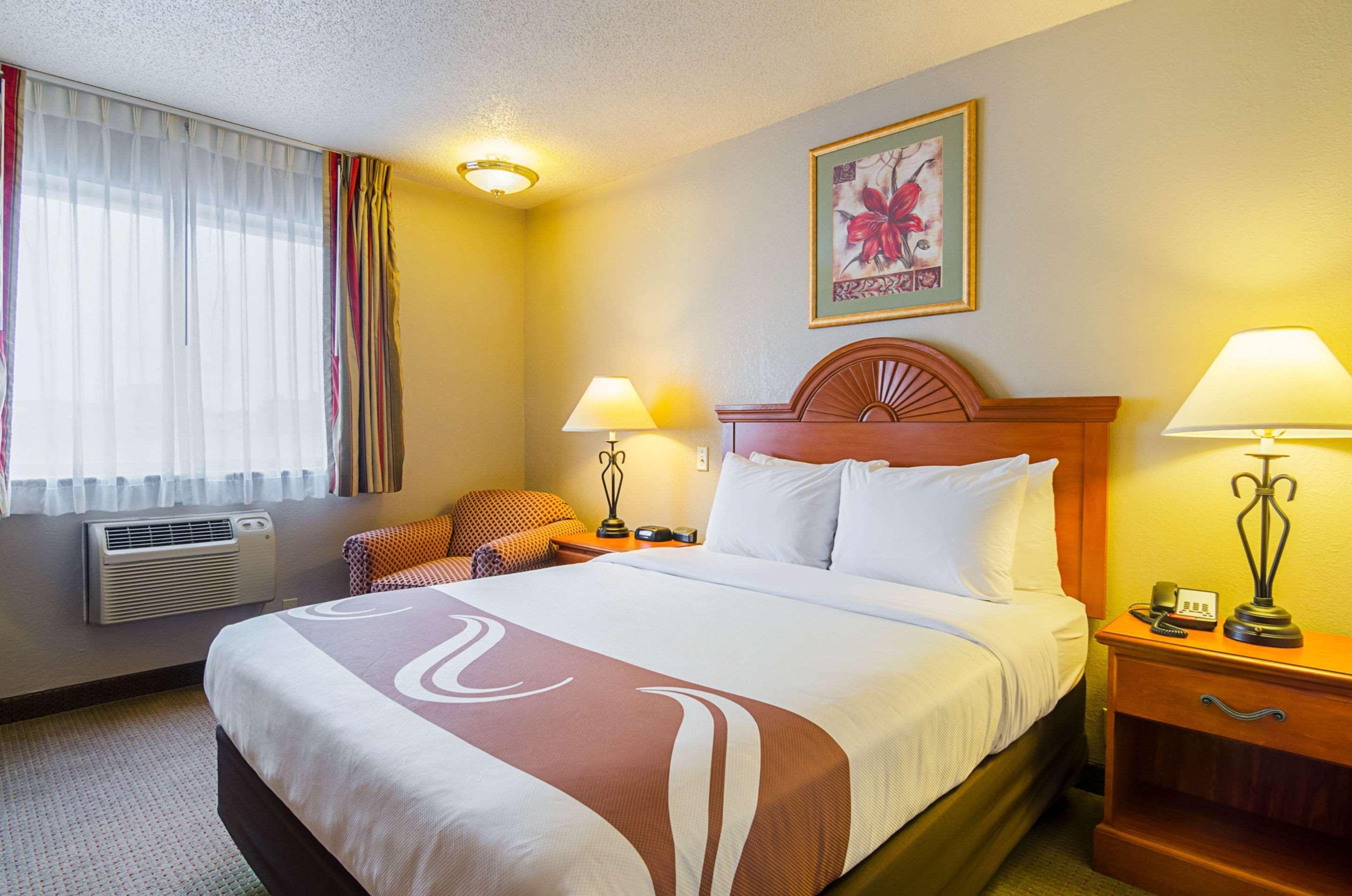 Quality Inn Sidney I-80 Exterior photo