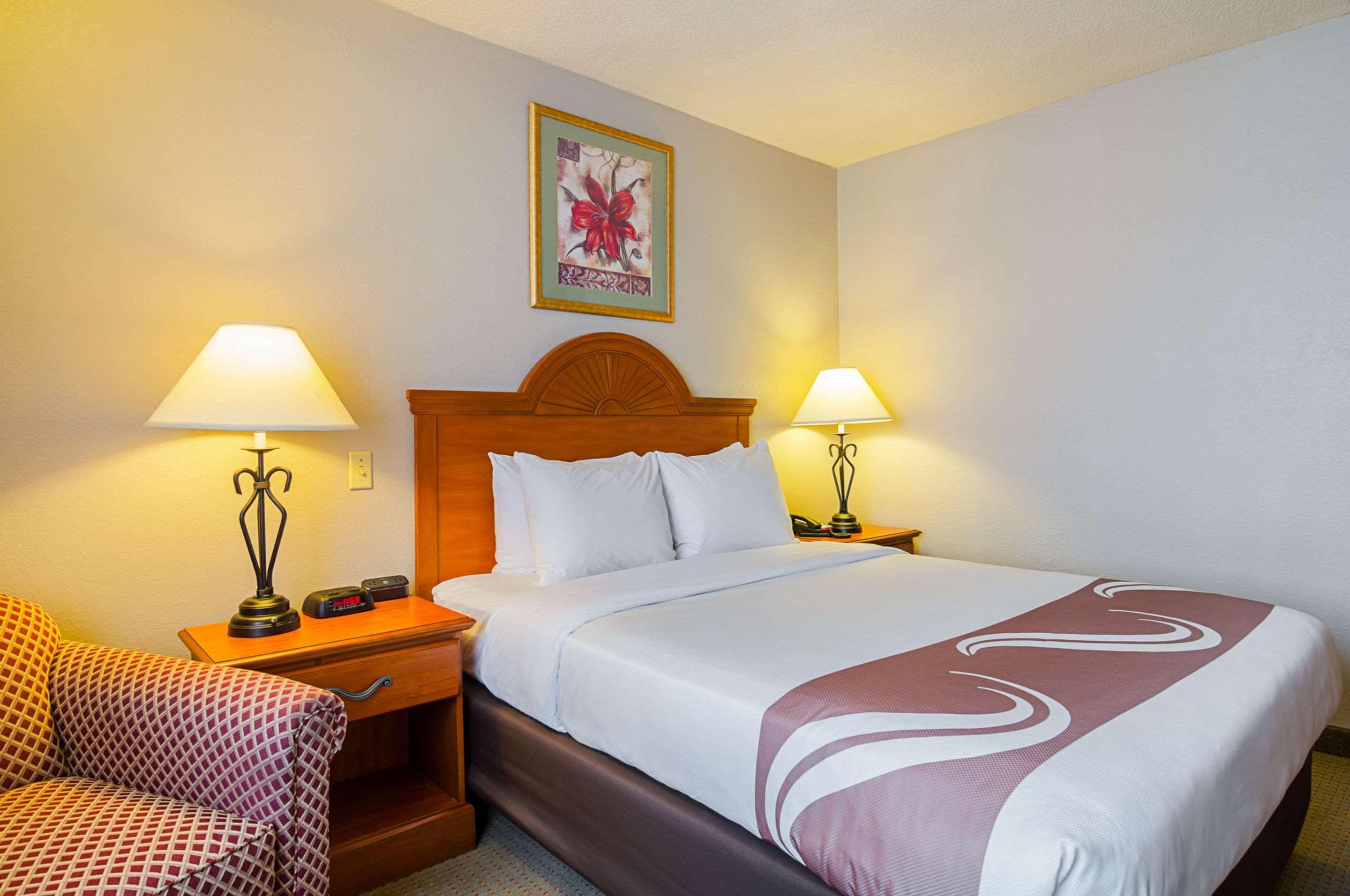 Quality Inn Sidney I-80 Exterior photo