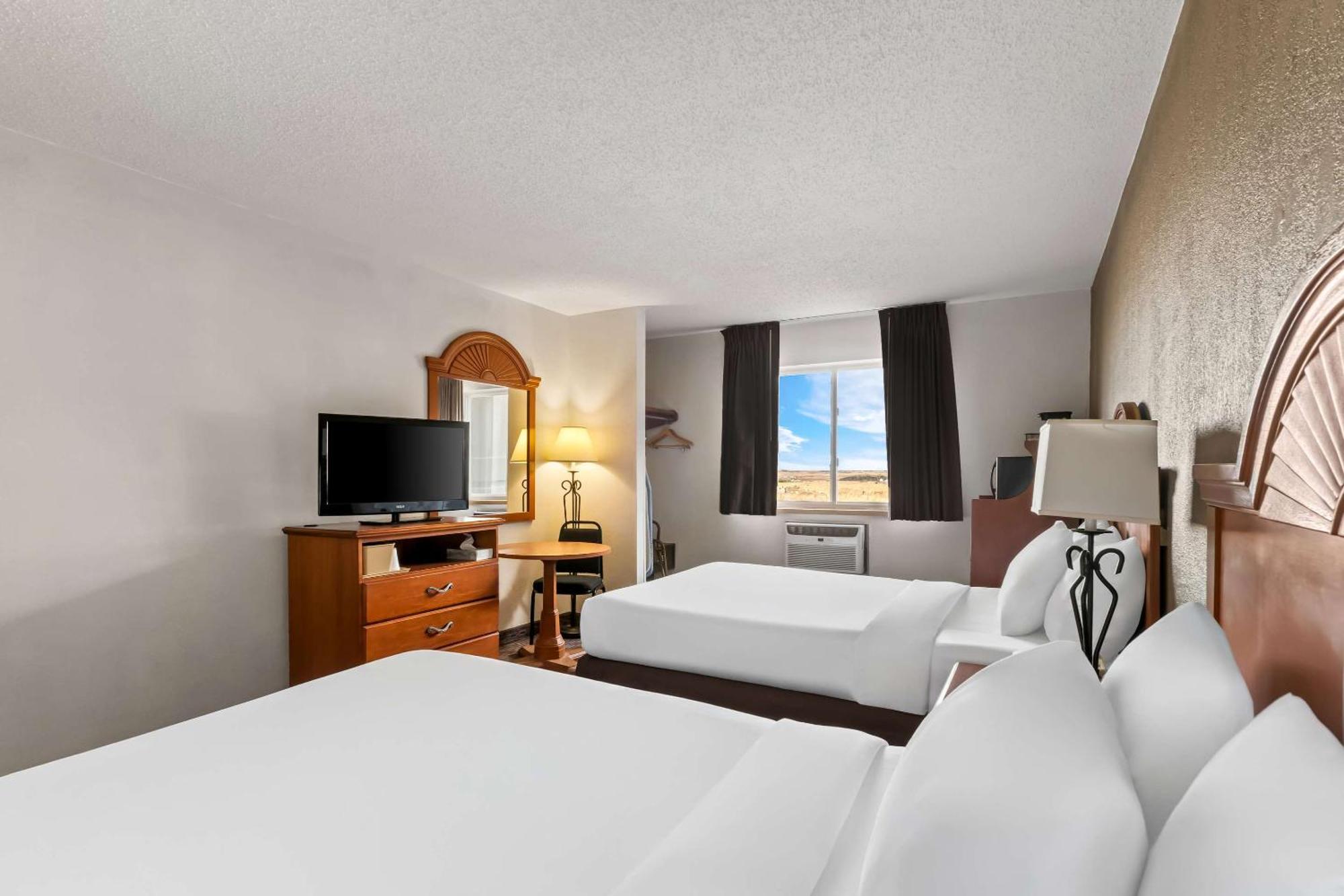 Quality Inn Sidney I-80 Exterior photo